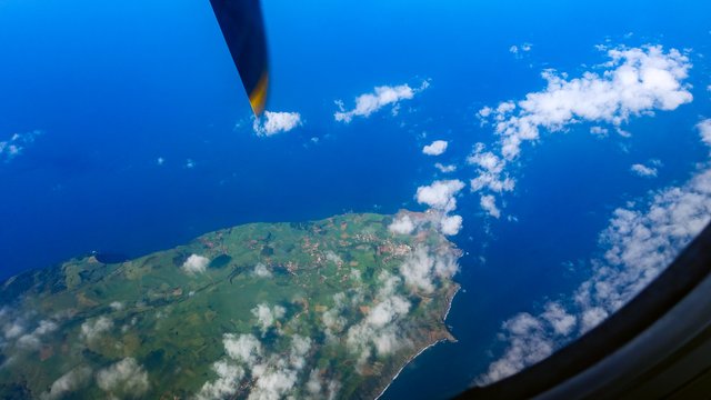Inselhopping auf den Azoren mit Flugzeug